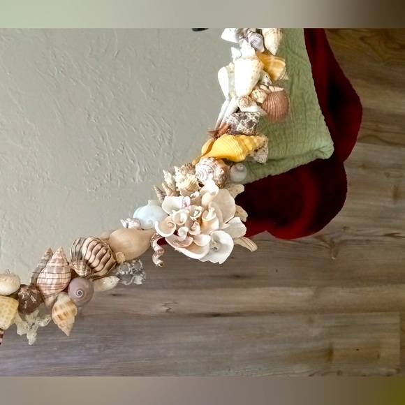 Shell Mirror Handmade - Picture 2 of 2